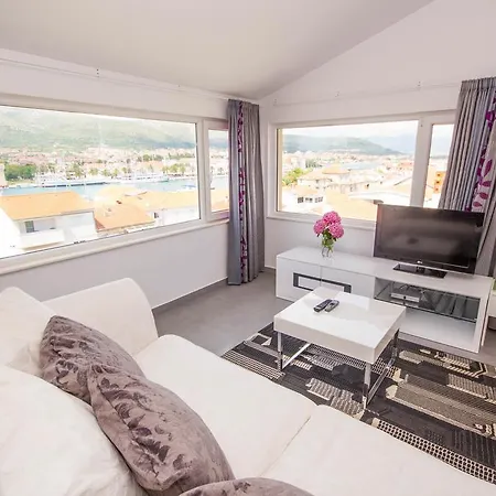Apartment Maria Trogir