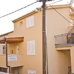 玛丽亚公寓酒店