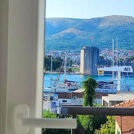 Maria * Trogir