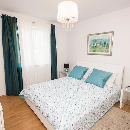 Apartman Maria *