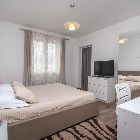 Maria דירה טרוגיר